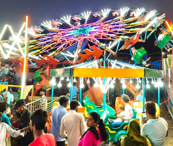 All ages enjoying fair