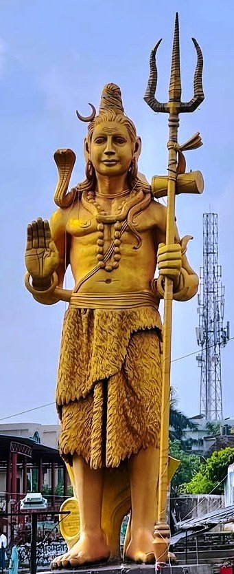 Giant statue of Lord Shiva